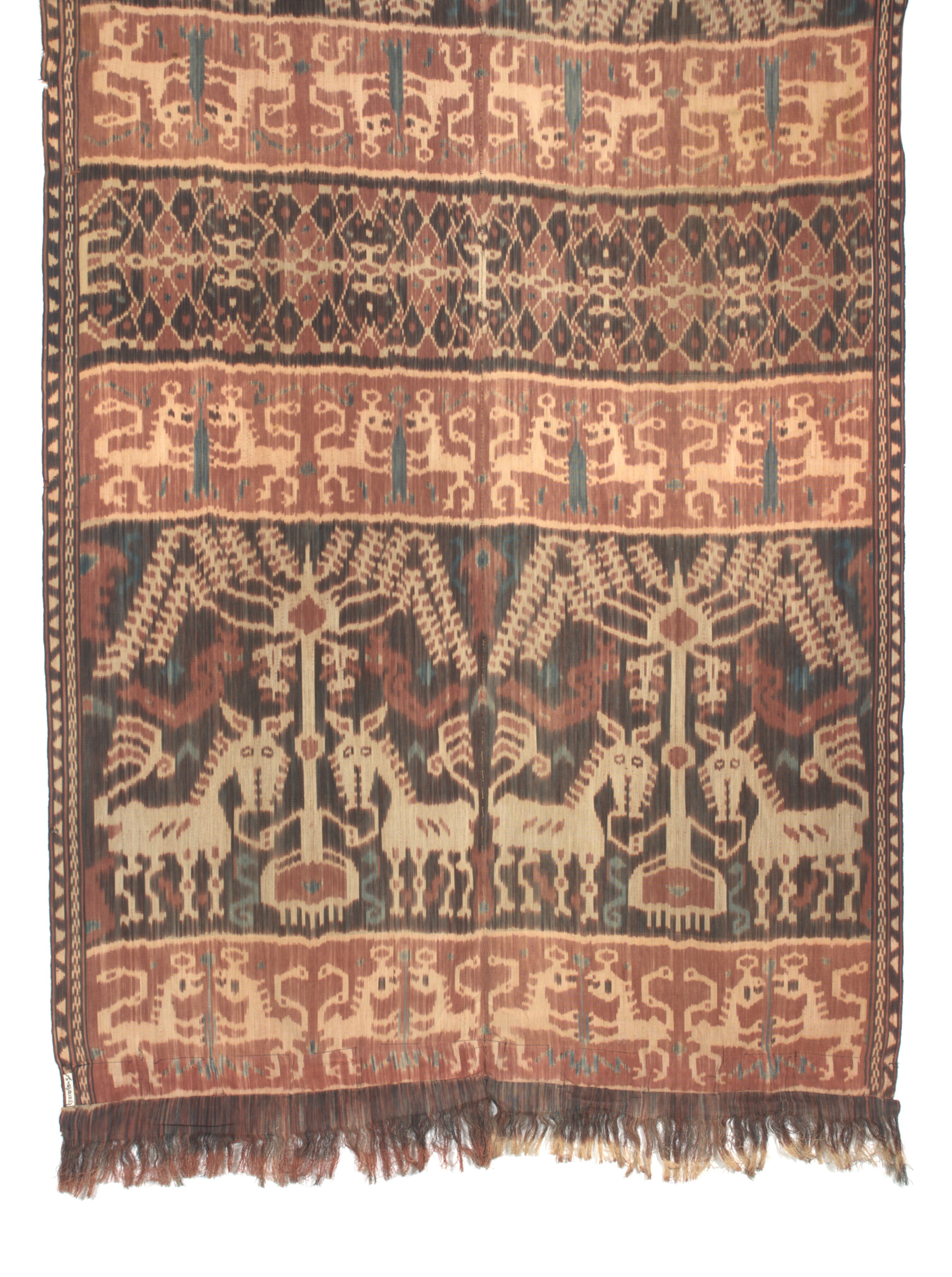 Hinggi with njara horse motif band, woven in wora (indigo) and kombu (morinda red), Kambera, East Sumba