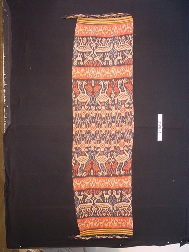 Shoulder/hip cloth with warp ikat ornament and fringe