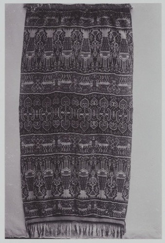 Ikat textilee from Sumba, KITLV 5638