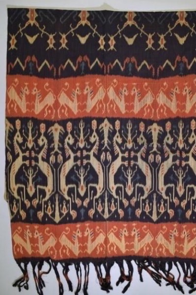 Man's ikat shawl (hinggi)