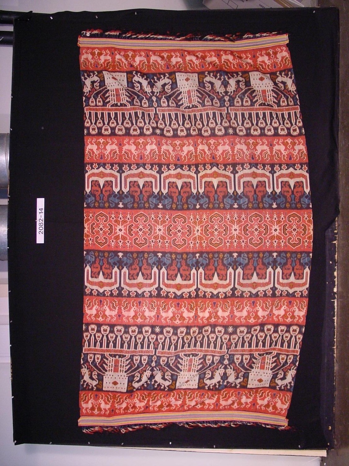 Shoulder cloth with skull tree motif